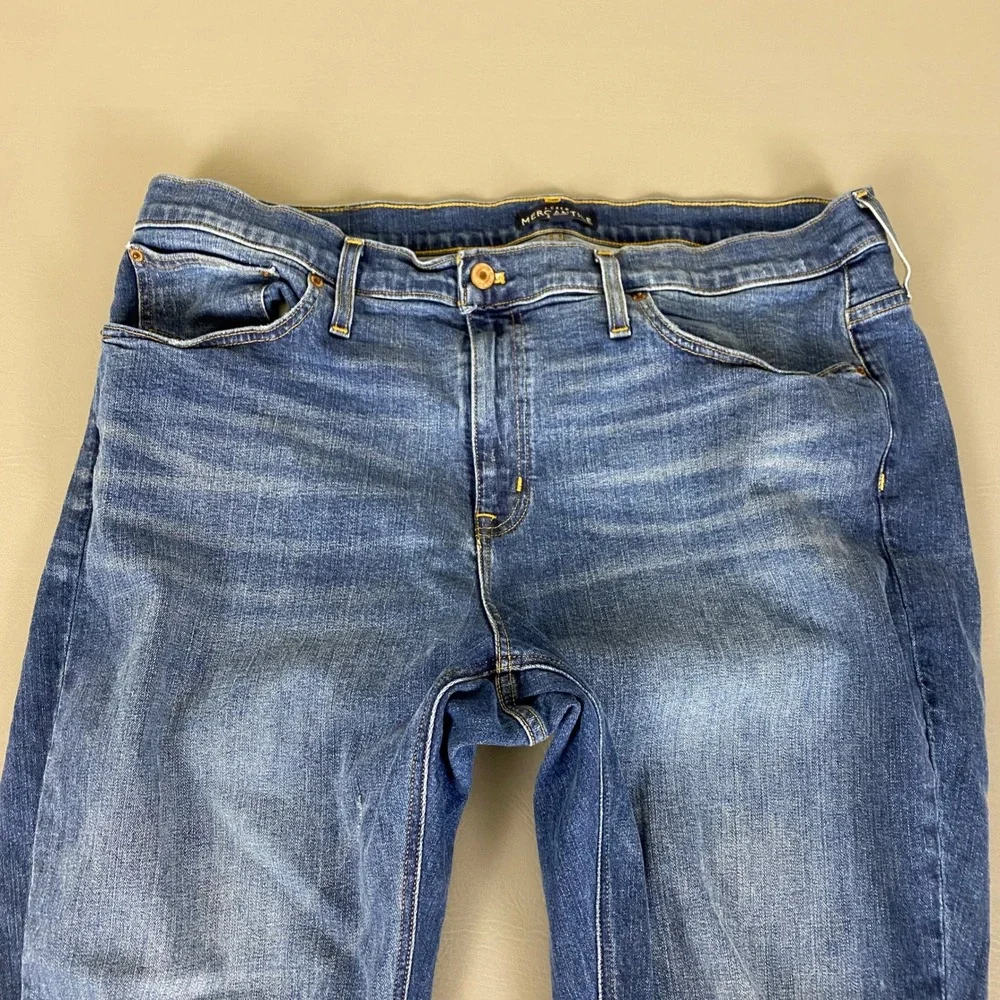 J. Crew Mercantile Jeans Men's Size 34 Short‎ Denim Distressed Blue Cotton Blend